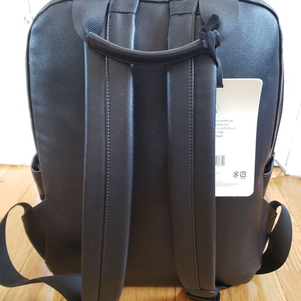 Moleskine Black Backpack - Picture 3 of 8